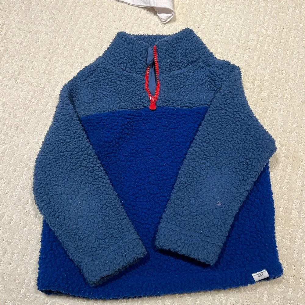 Baby gap | 5t blue and red boys Sherpa pullover